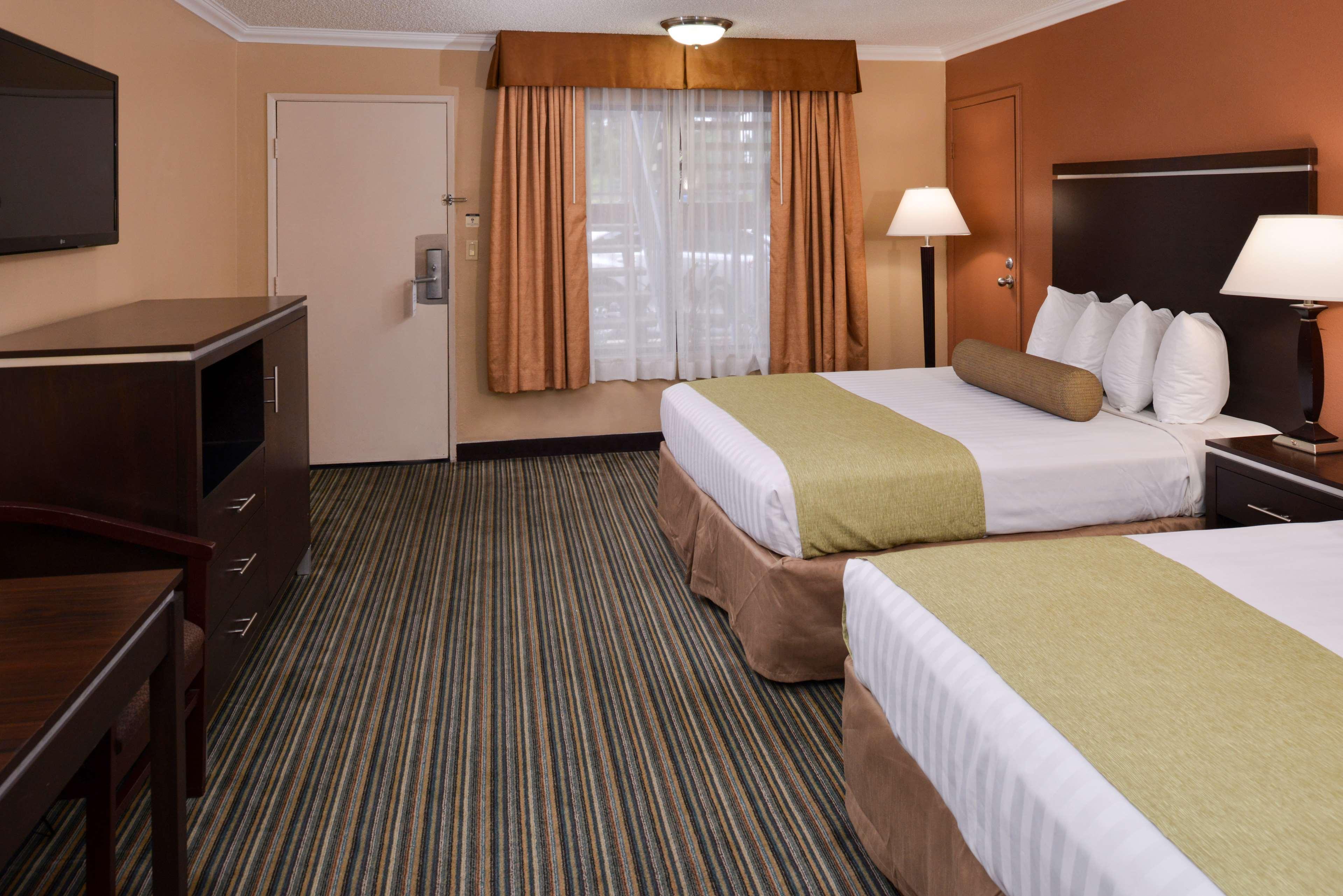 Best Western Courtesy Inn Hotel - Anaheim Resort At The Park Εξωτερικό φωτογραφία