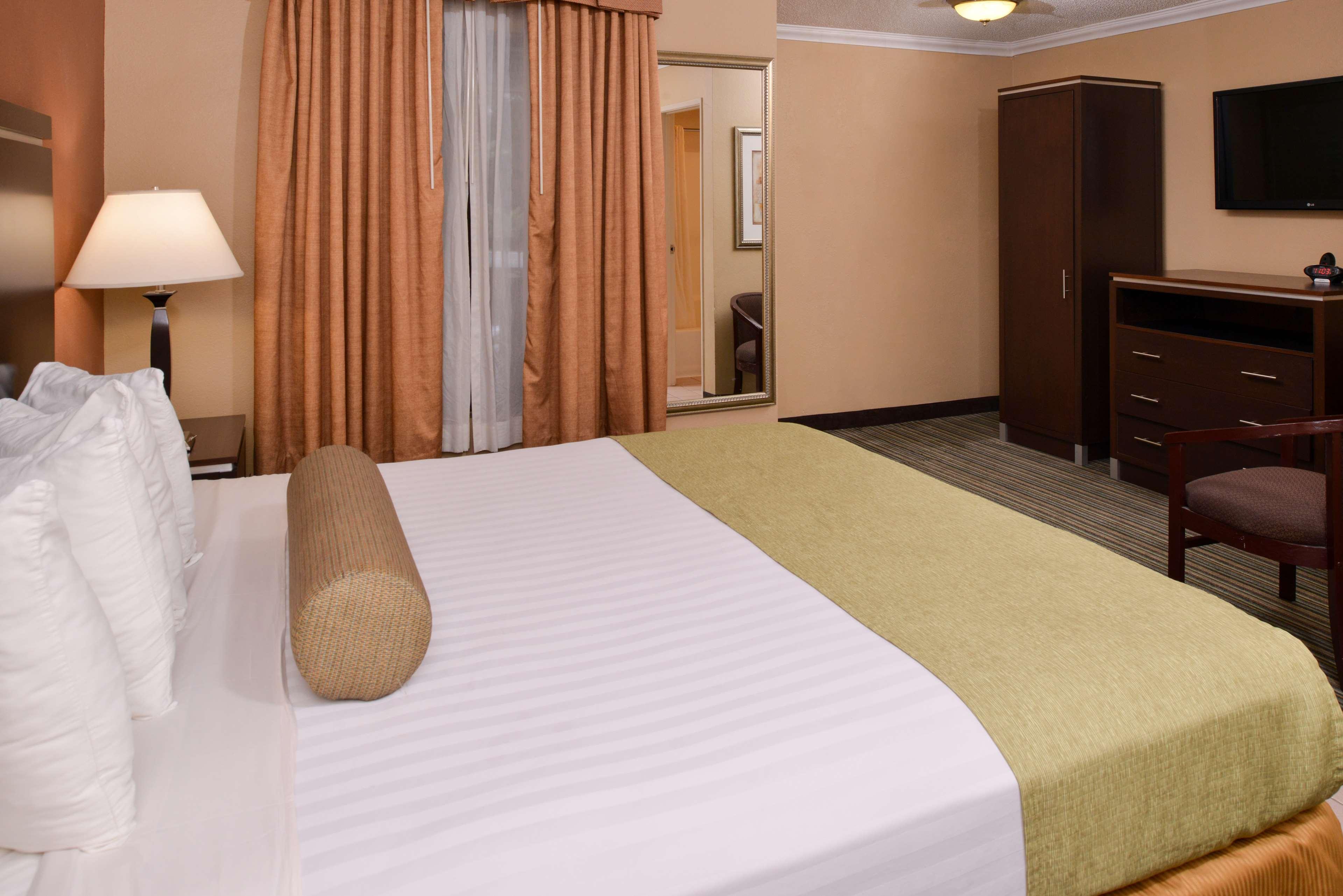 Best Western Courtesy Inn Hotel - Anaheim Resort At The Park Εξωτερικό φωτογραφία