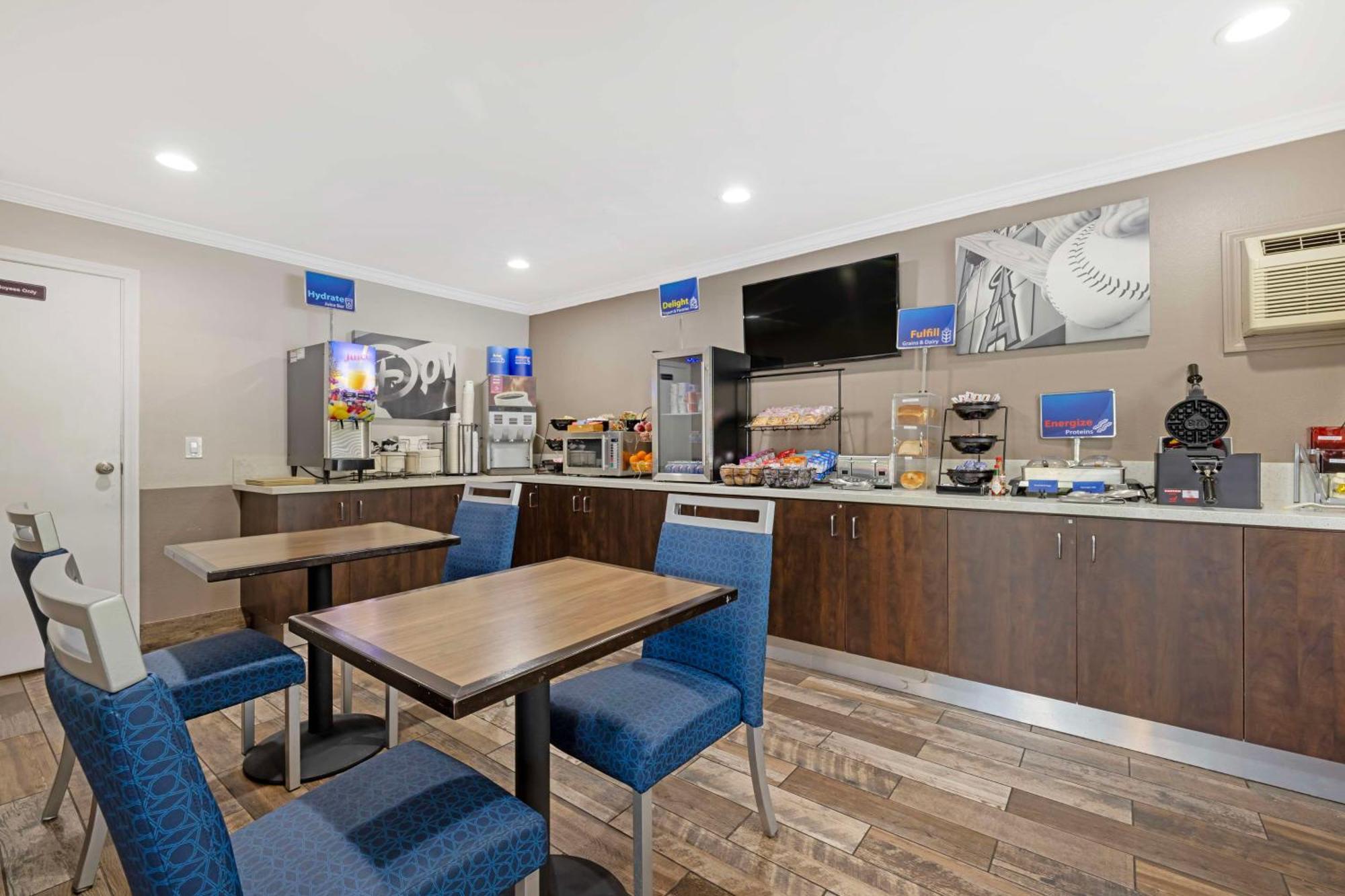 Best Western Courtesy Inn Hotel - Anaheim Resort At The Park Εξωτερικό φωτογραφία