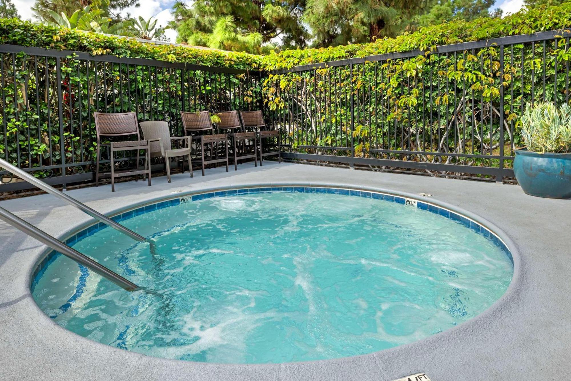 Best Western Courtesy Inn Hotel - Anaheim Resort At The Park Εξωτερικό φωτογραφία