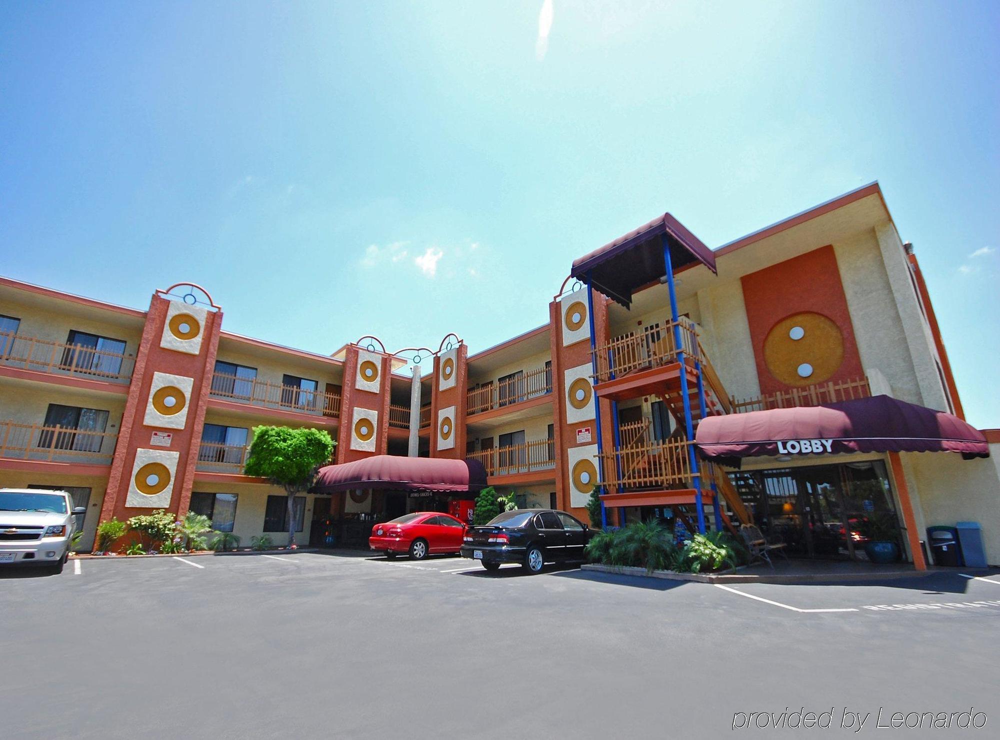 Best Western Courtesy Inn Hotel - Anaheim Resort At The Park Εξωτερικό φωτογραφία