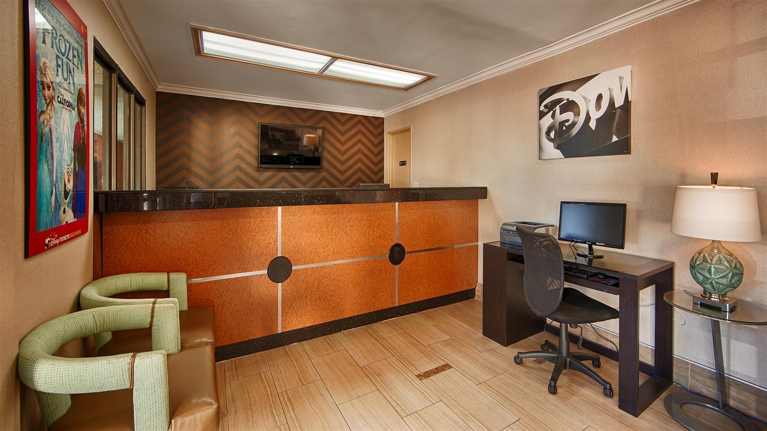 Best Western Courtesy Inn Hotel - Anaheim Resort At The Park Εξωτερικό φωτογραφία